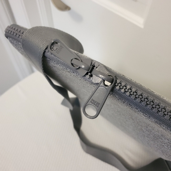 Dagne Dover Gray Neoprene Laptop Bag with Adjustable Strap, Business - Picture 2 of 12